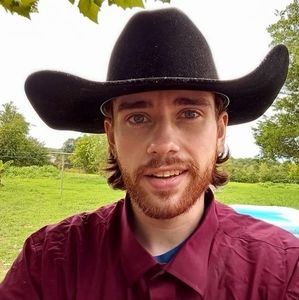 Meet your Posher, Korie